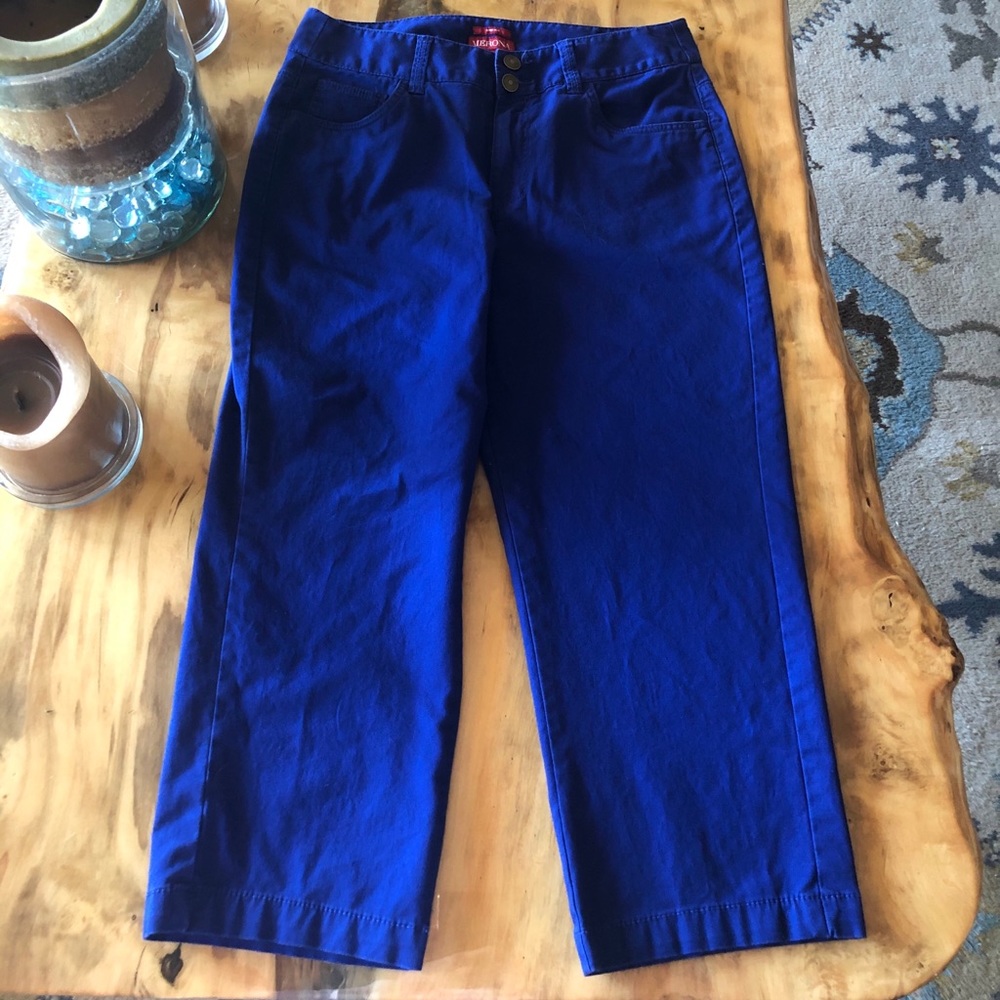 Cropped pants